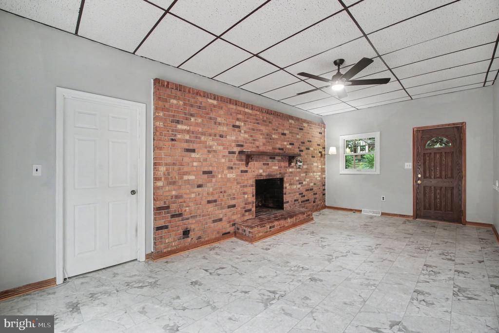 1100 JOHN PAUL JONES DRIVE