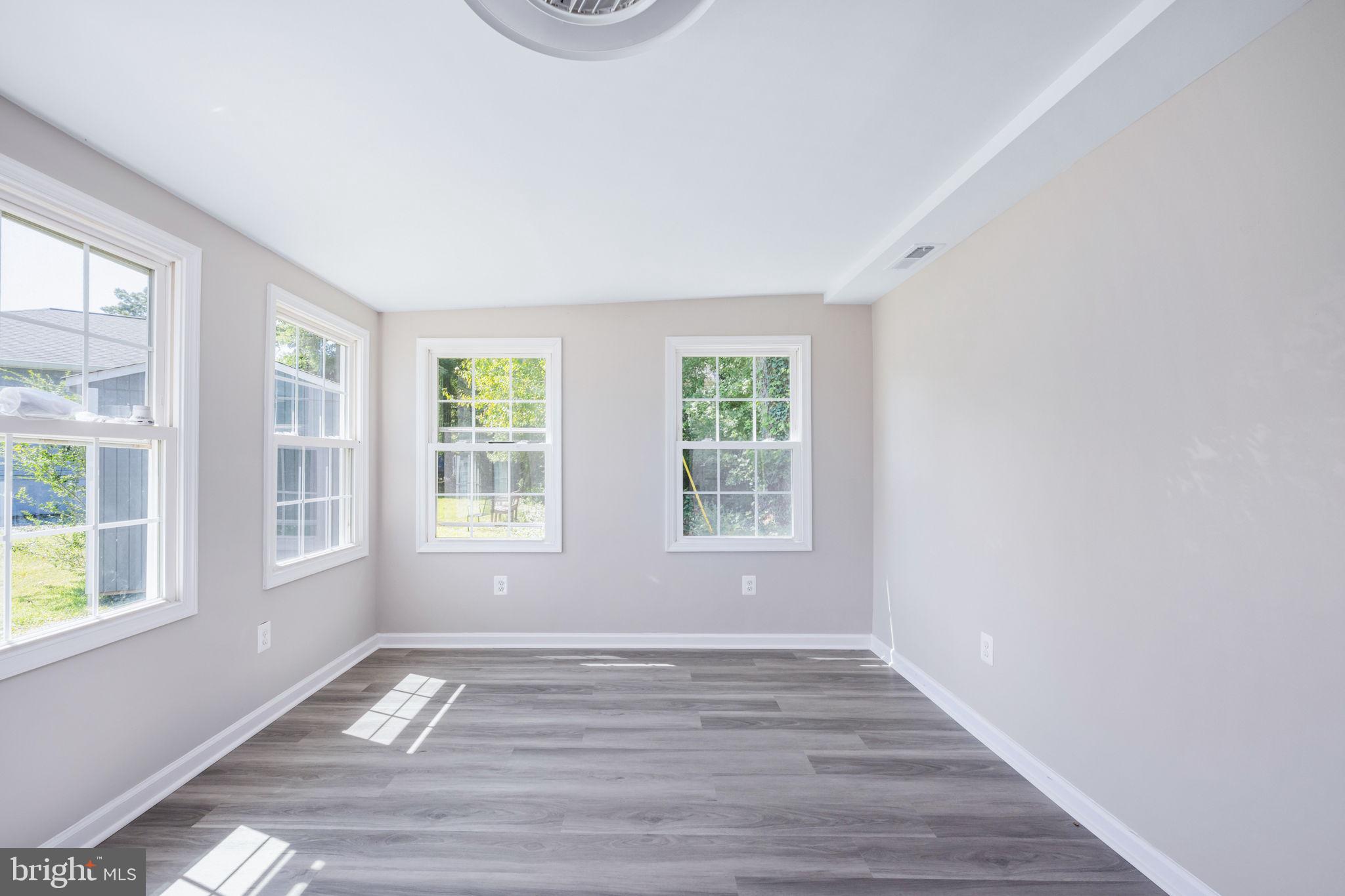 881 SHORE DRIVE