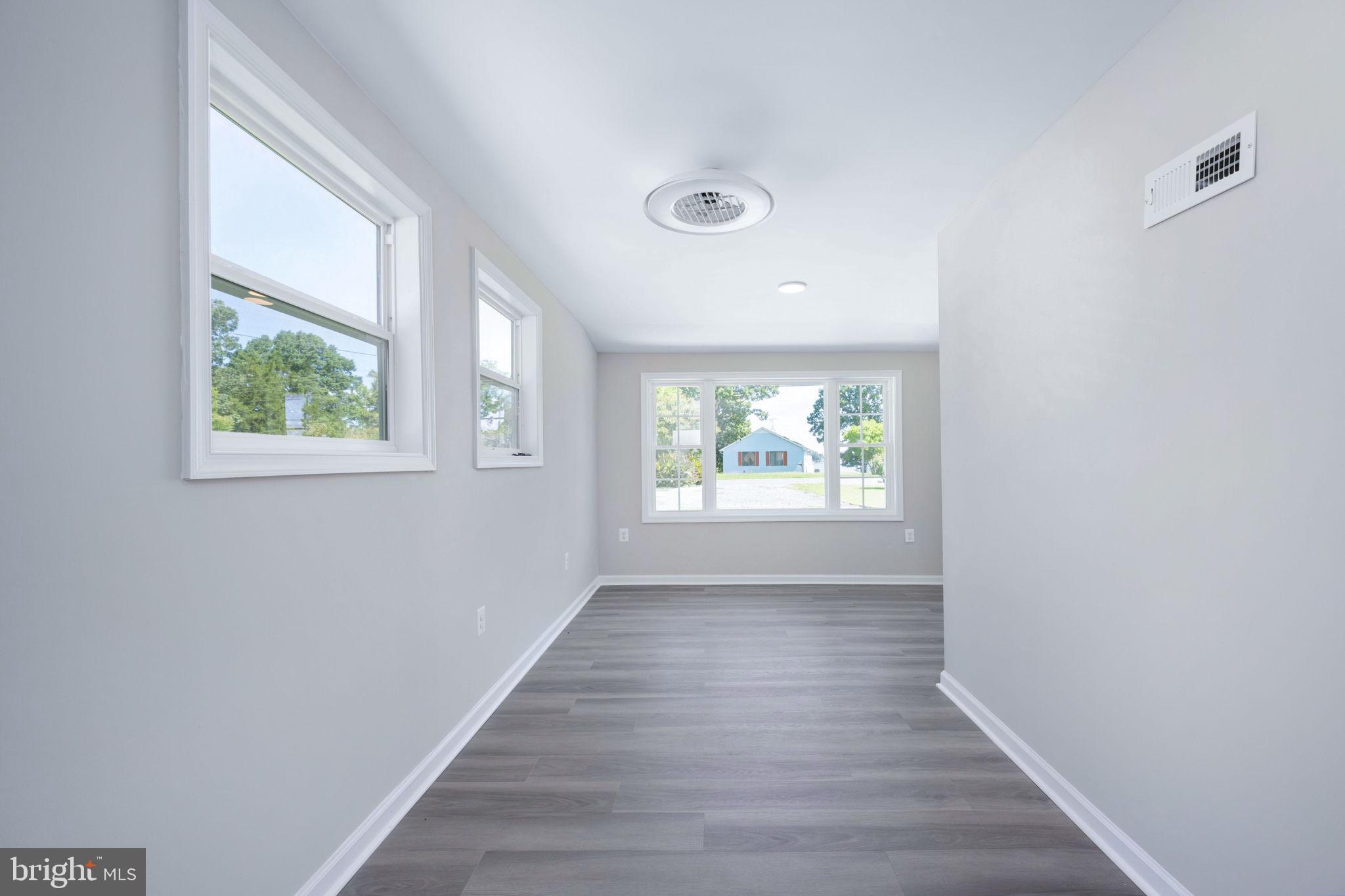 881 SHORE DRIVE