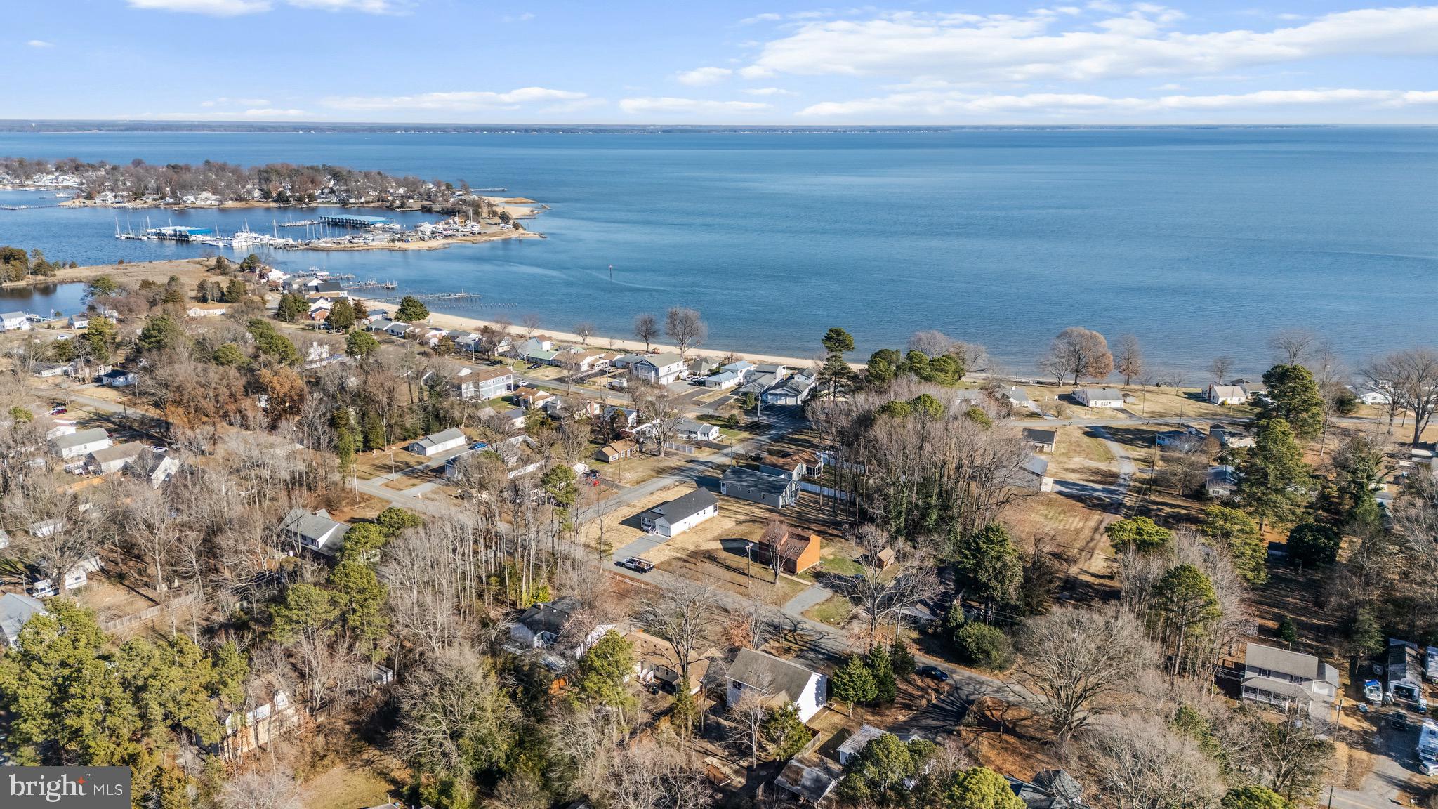 1233 HOLLY VISTA DRIVE