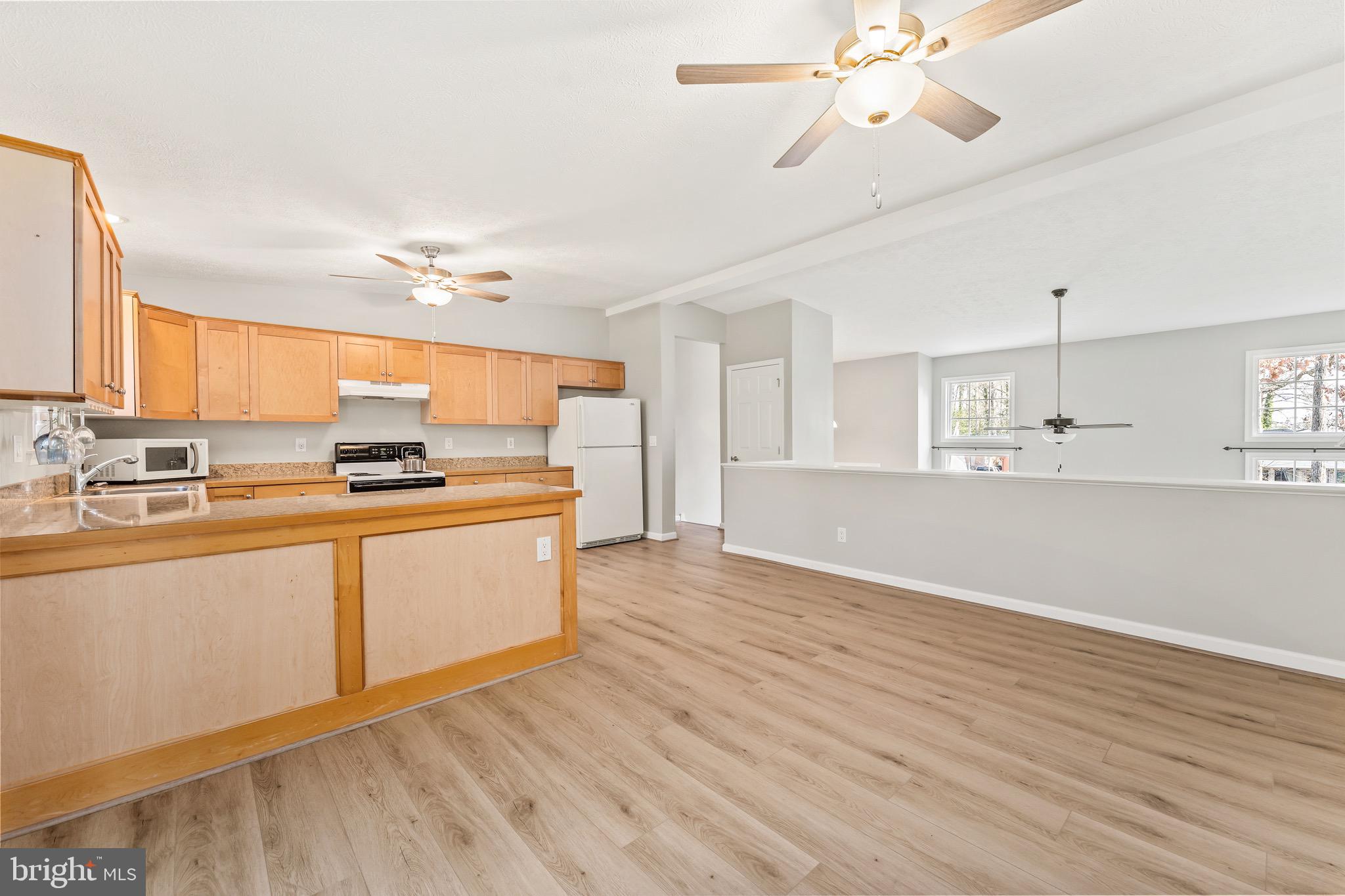 1233 HOLLY VISTA DRIVE