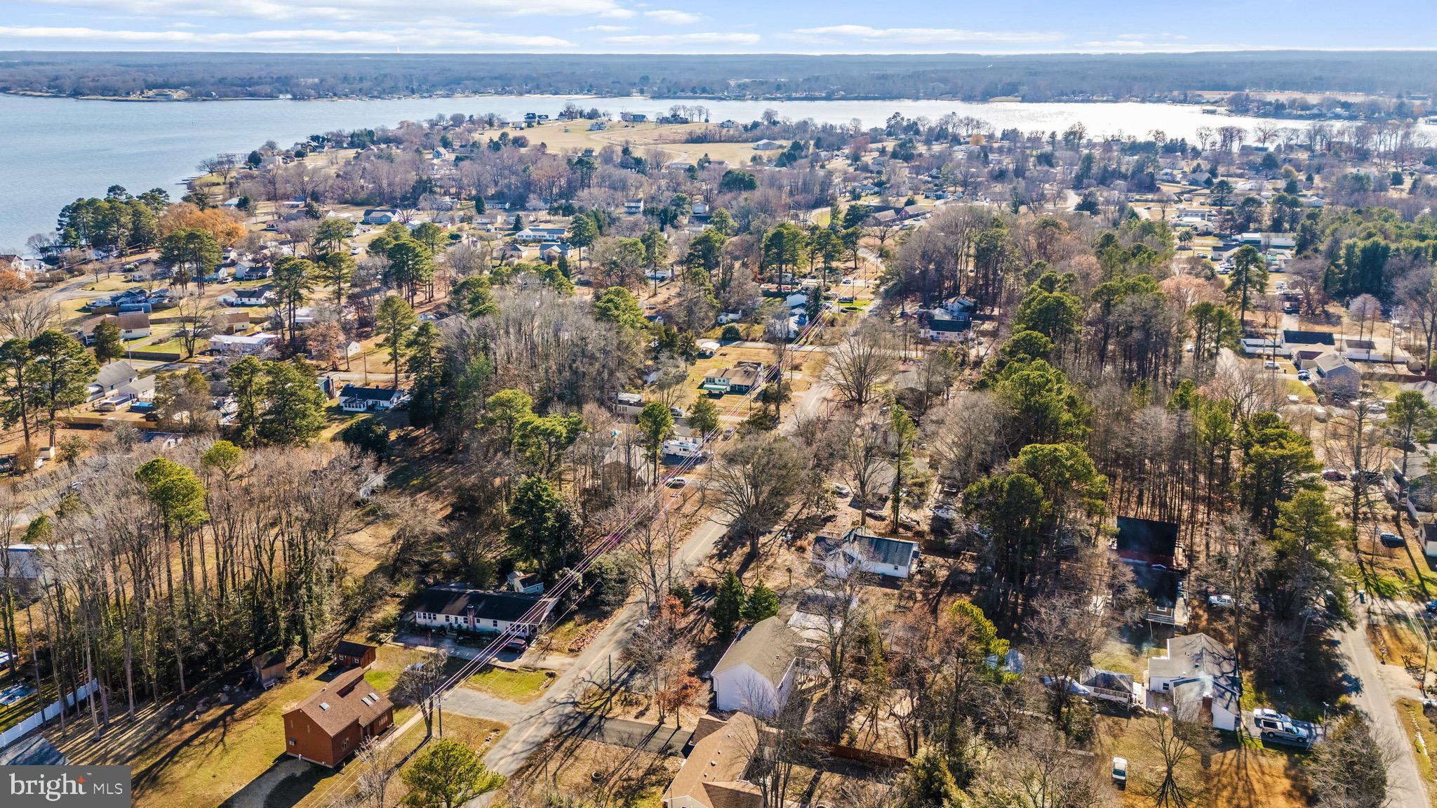 1233 HOLLY VISTA DRIVE