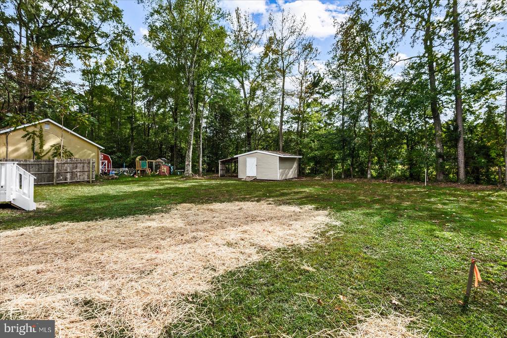 218 CIRCLE LANE