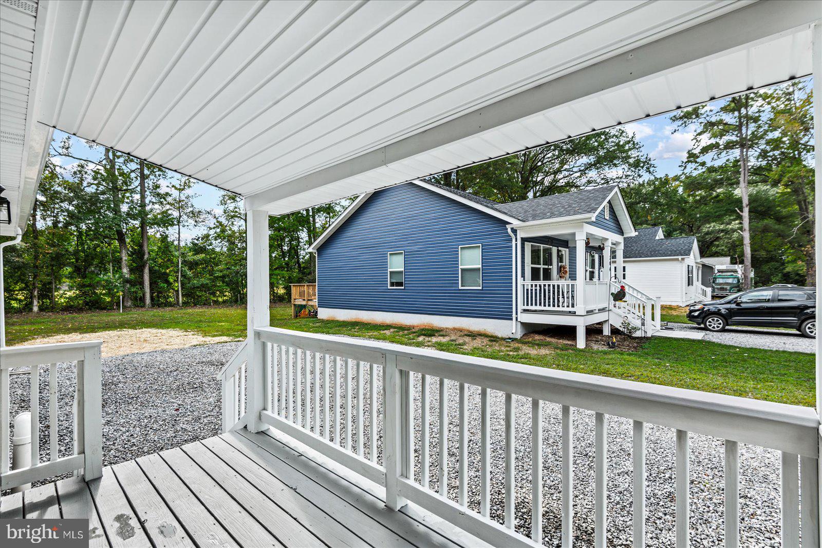 218 CIRCLE LANE