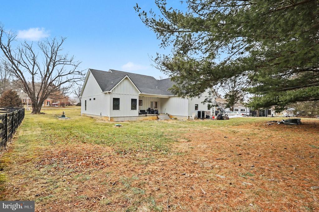 3684 ROCKLAND ROAD