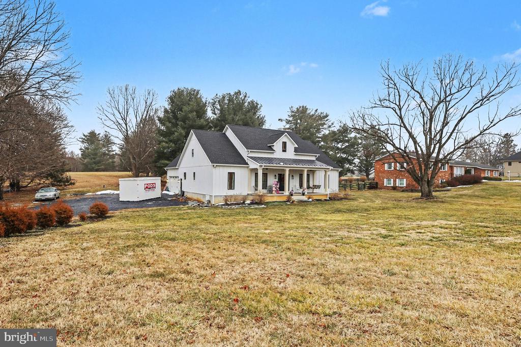 3684 ROCKLAND ROAD
