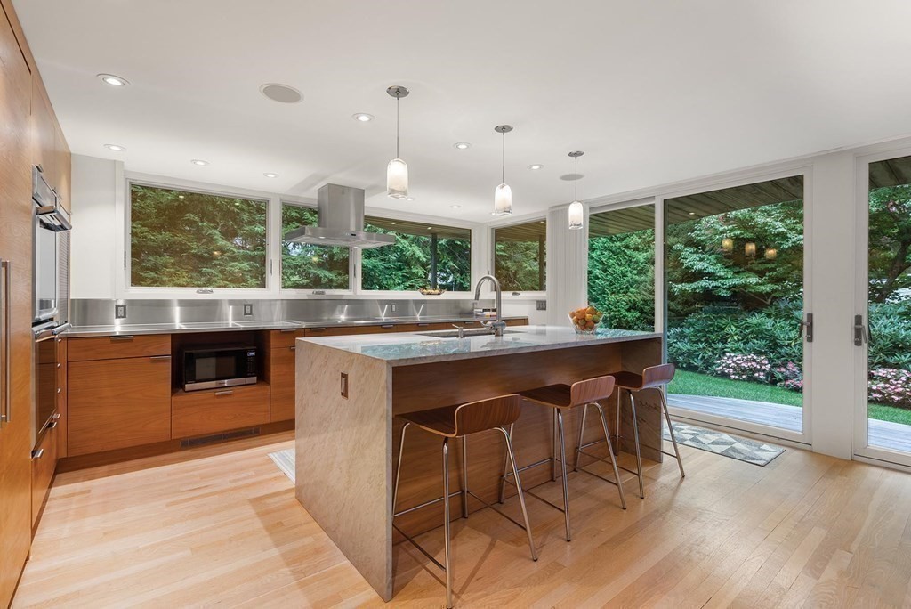 40 Valley Spring Rd