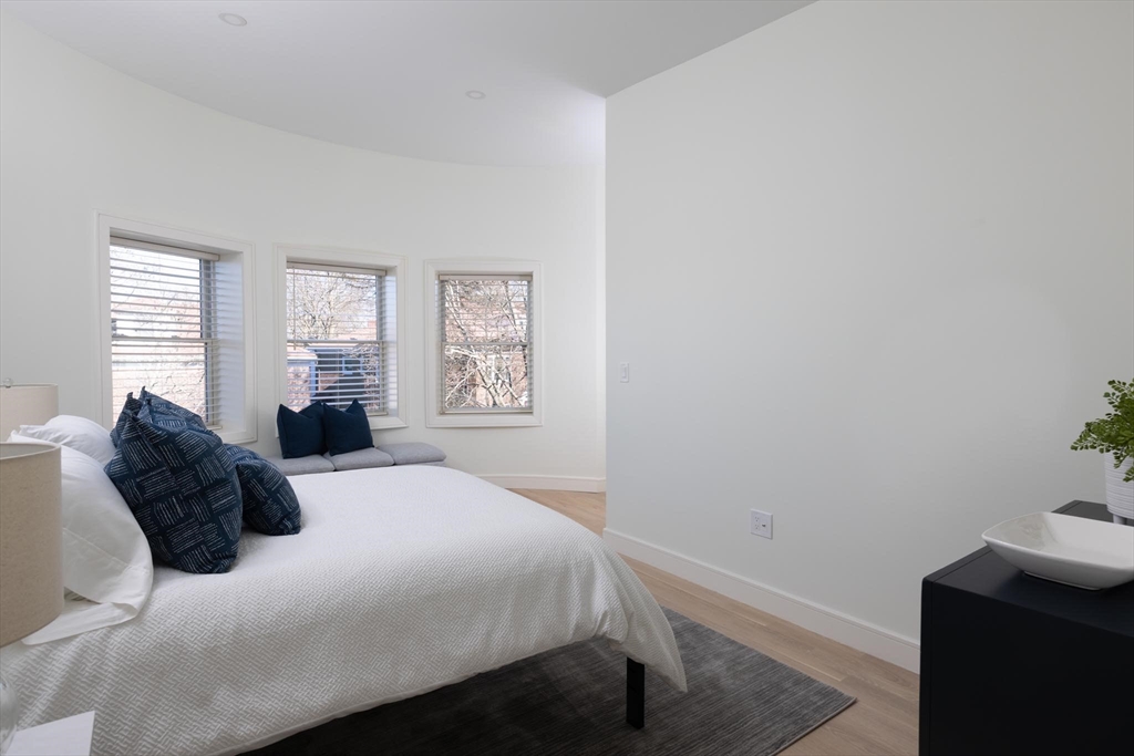 51 Addington Rd # 2