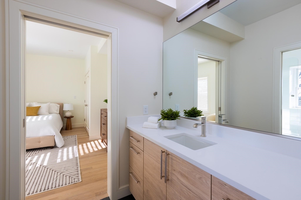 51 Addington Rd # 2