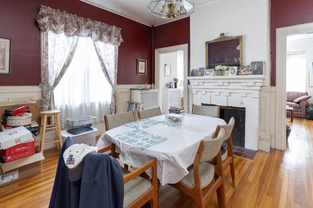 34-36 Rowe St