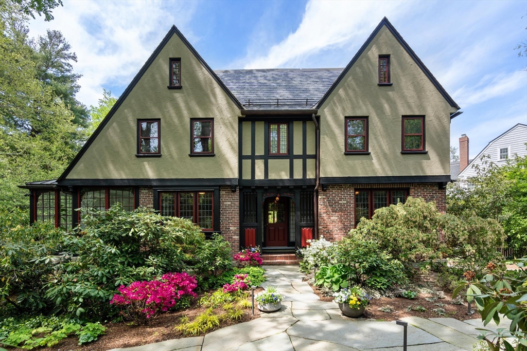 127 Woodland Rd