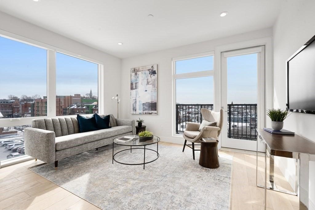 420 West Broadway # 406