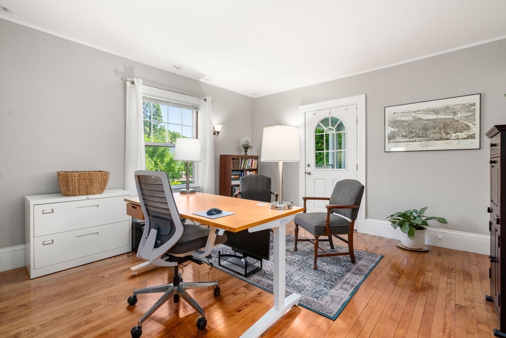 182 Commonwealth Ave