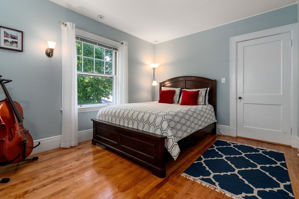 182 Commonwealth Ave