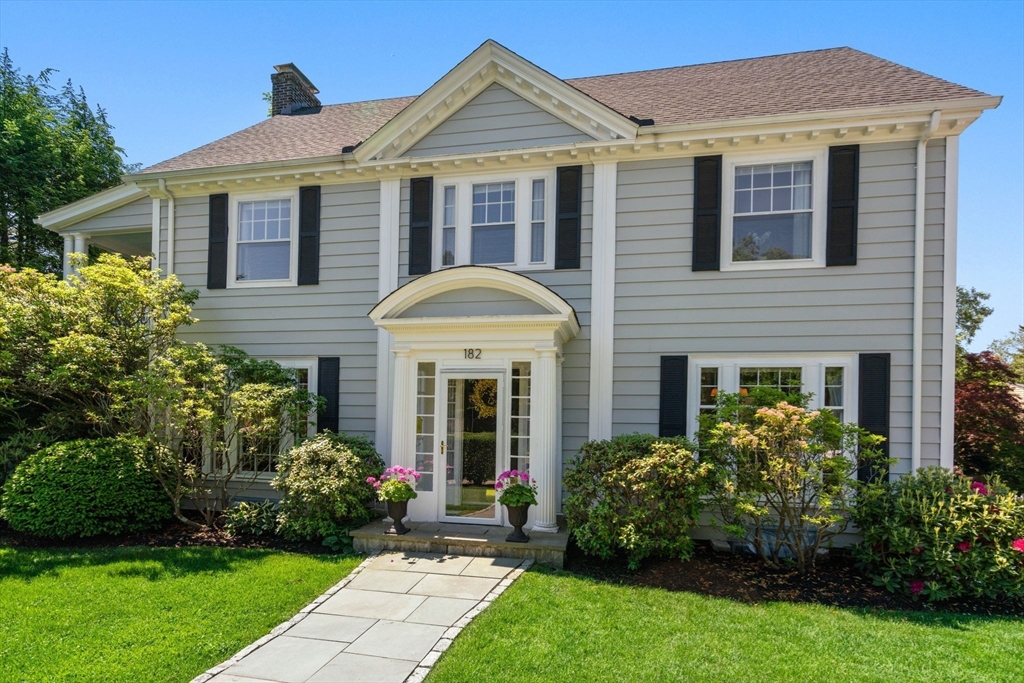 182 Commonwealth Ave