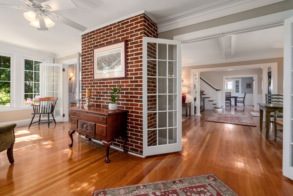 182 Commonwealth Ave