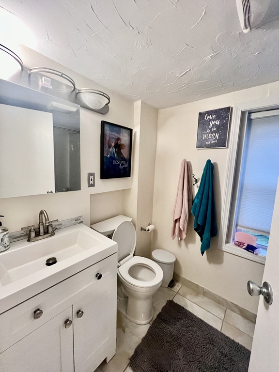 7 Marie Ave # 1