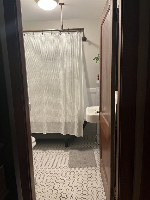 31 Davis Ave # 1