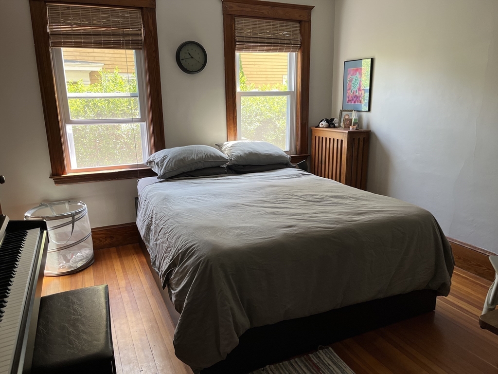 31 Davis Ave # 1