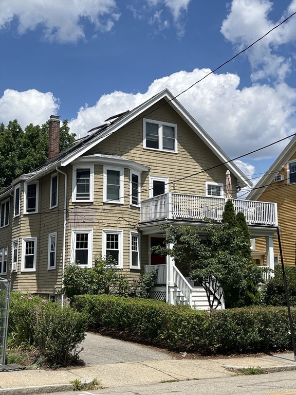 31 Davis Ave # 1