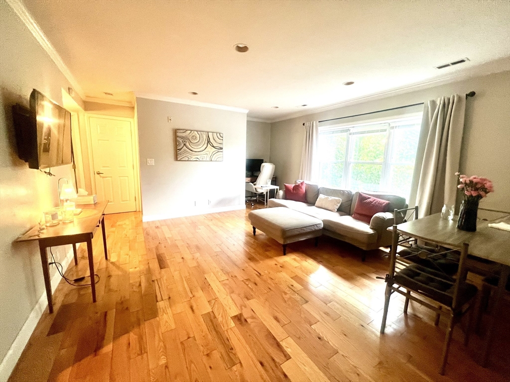 188 Newton Street # 4