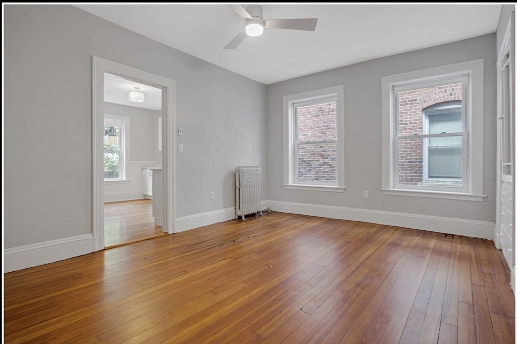 112 Winthrop St # 5