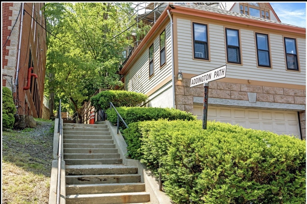 112 Winthrop St # 5
