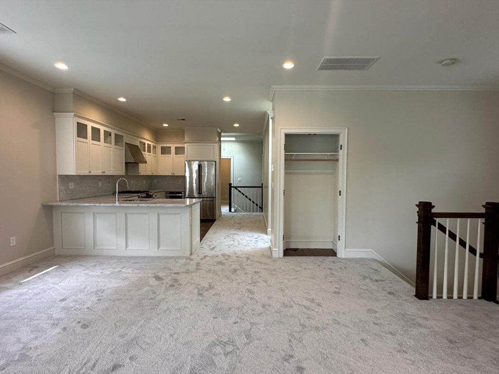 17 Davis Ave # 2
