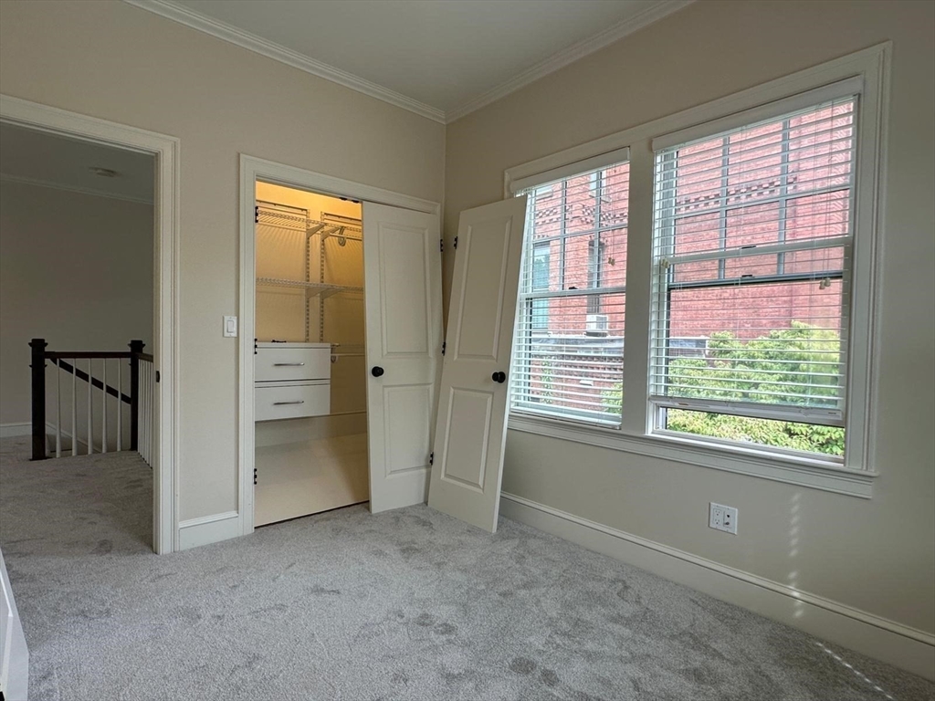 17 Davis Ave # 2