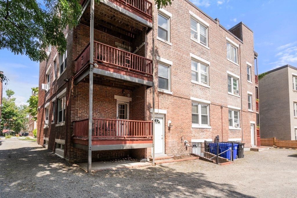 22 James Street # 2