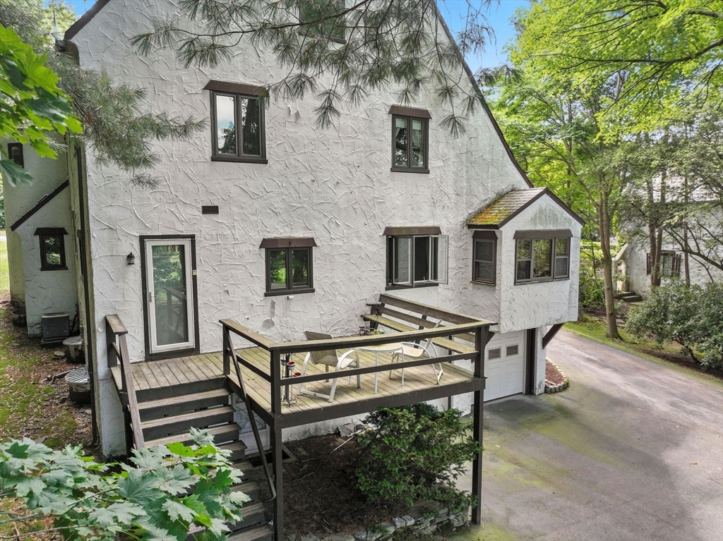 115 Dorset Rd