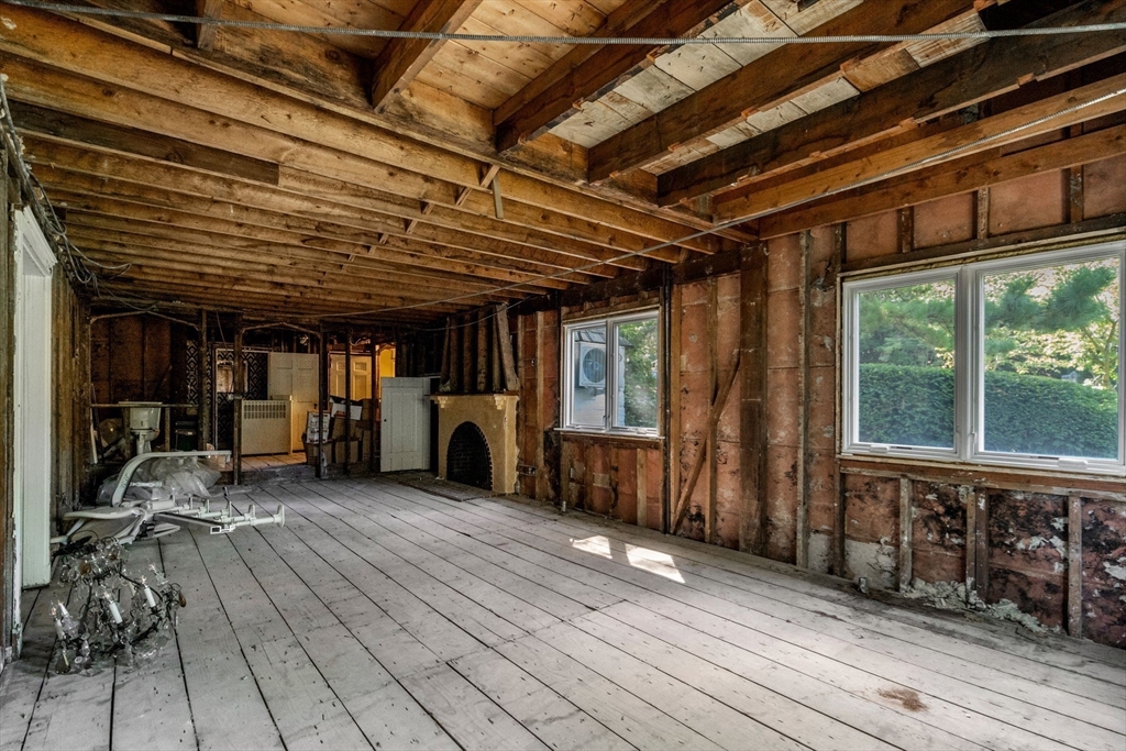 115 Dorset Rd