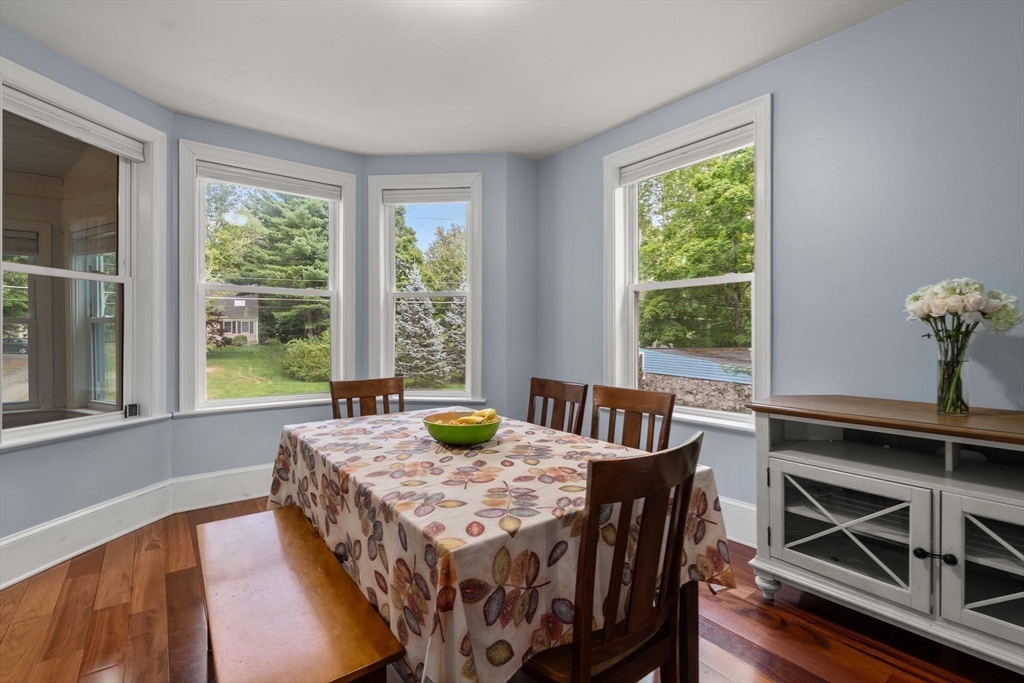 35 Lakeview Rd