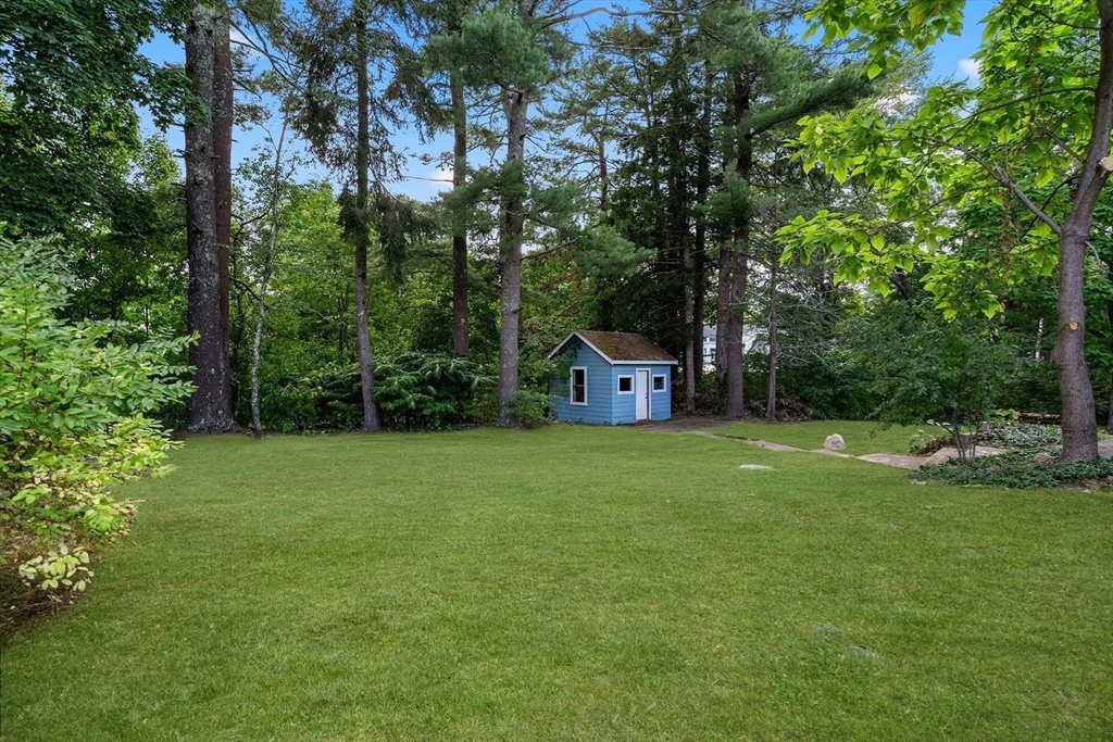 35 Lakeview Rd