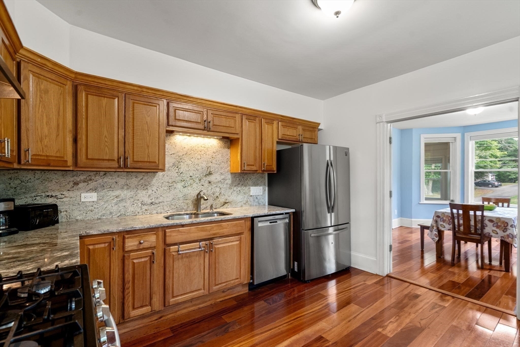 35 Lakeview Rd