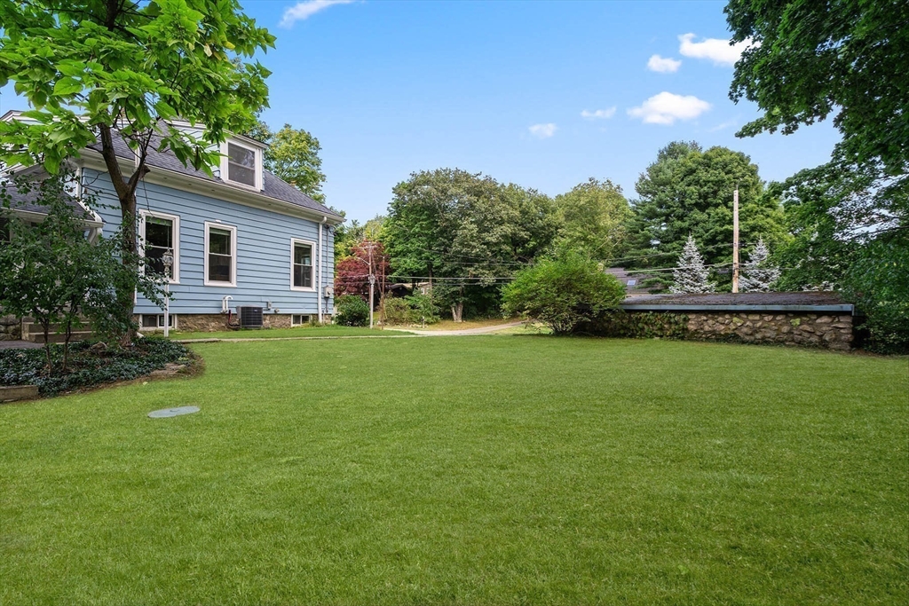 35 Lakeview Rd