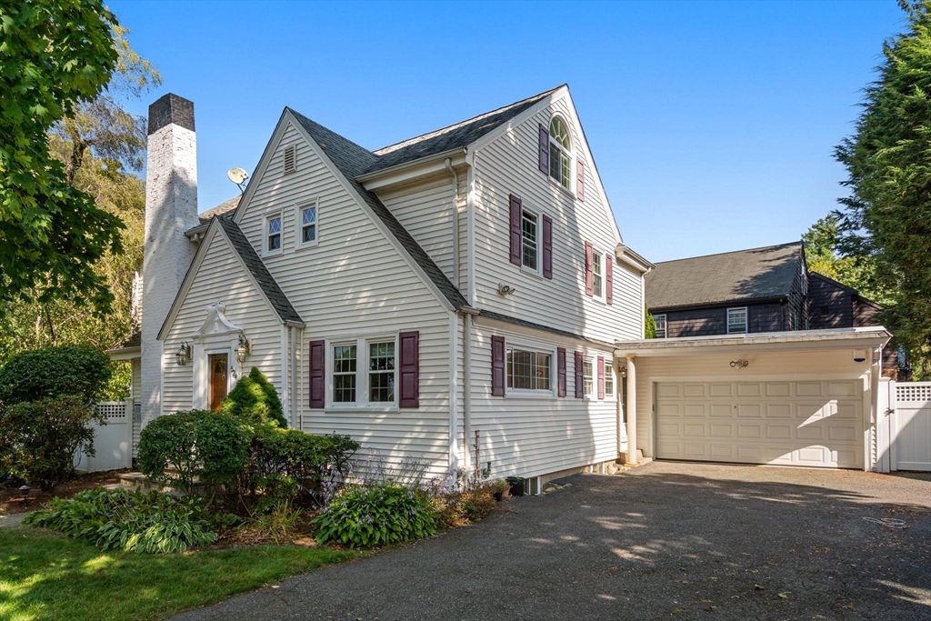 524 Parker St