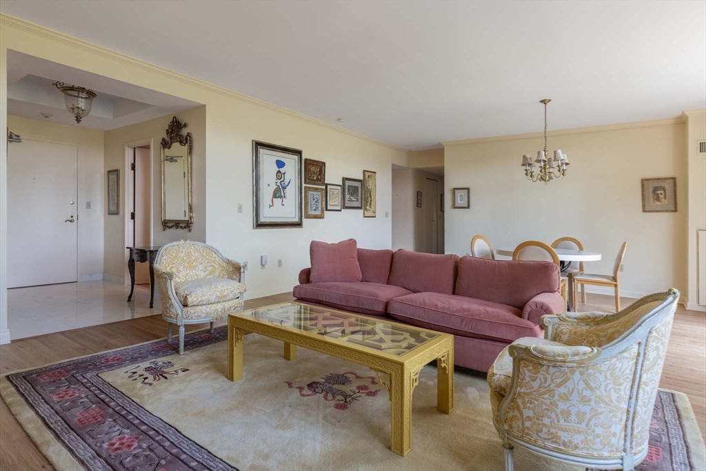 79 Florence Street # 410S