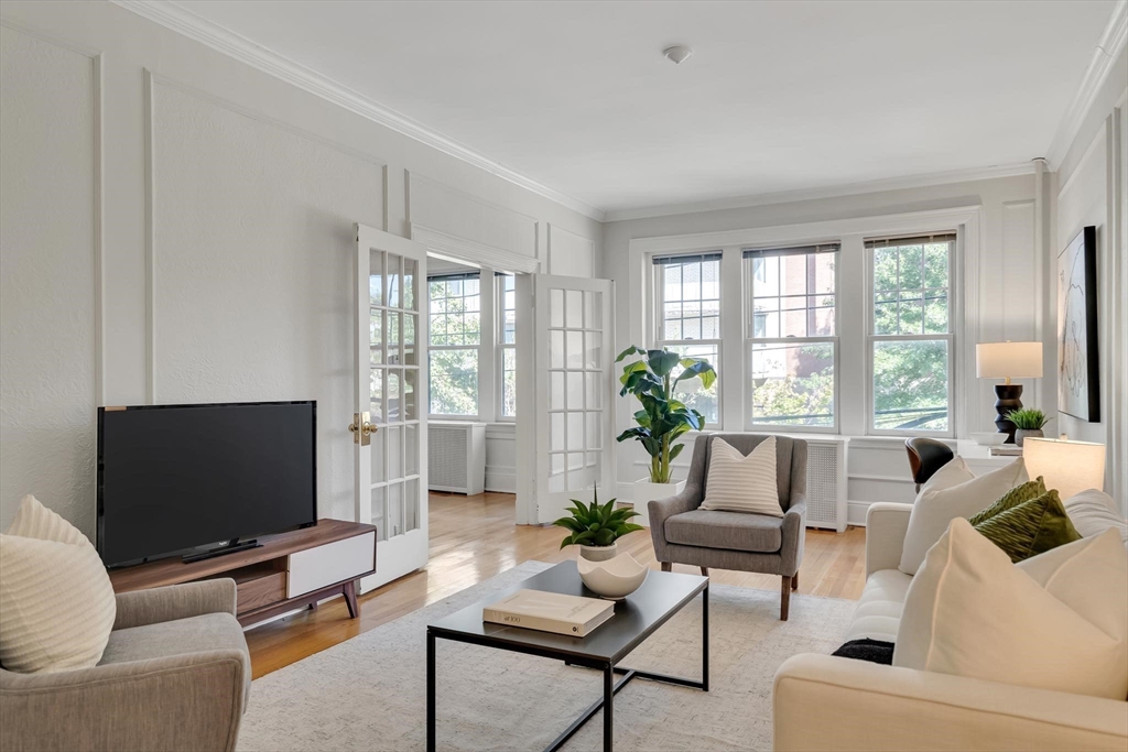 118 Saint Paul Street # 4