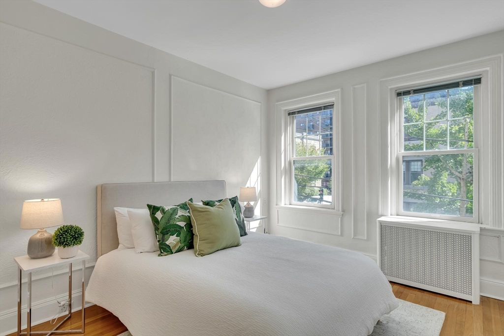 118 Saint Paul Street # 4