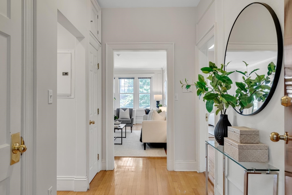 118 Saint Paul Street # 4