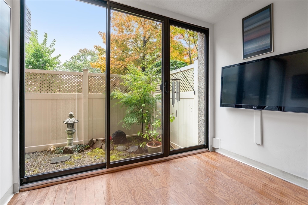 250 Hammond Pond Parkway # 205S