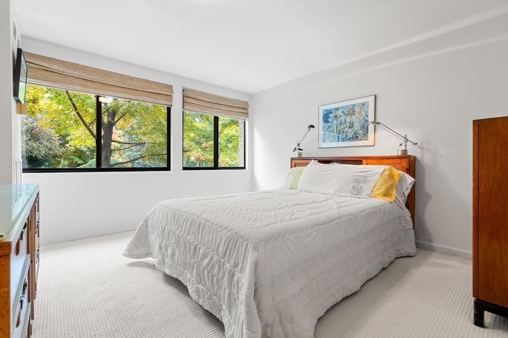 250 Hammond Pond Parkway # 205S