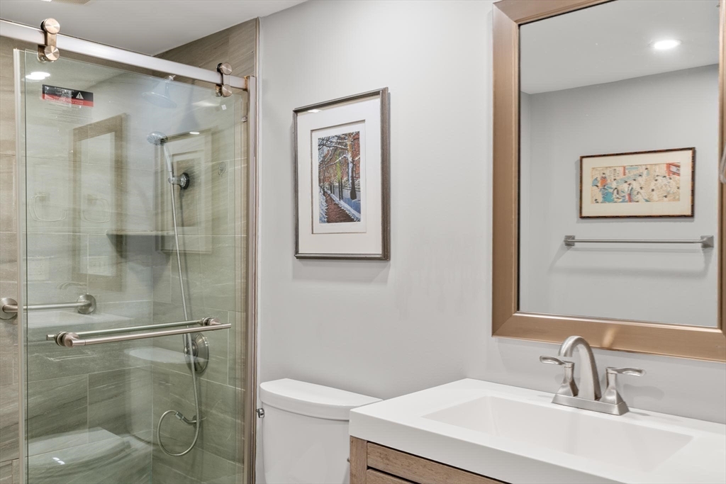 250 Hammond Pond Parkway # 205S