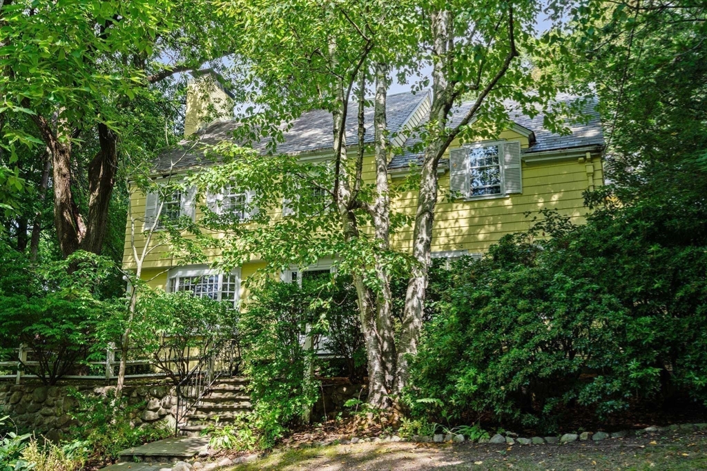 96 Wolcott Rd