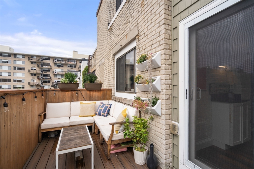 26 Medfield St # 5
