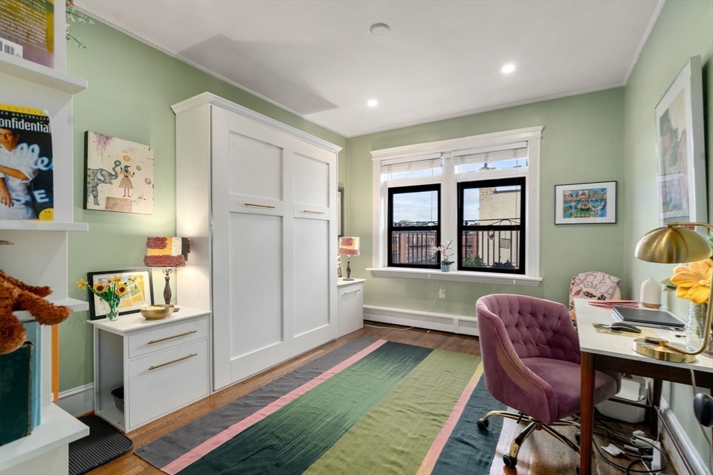 26 Medfield St # 5