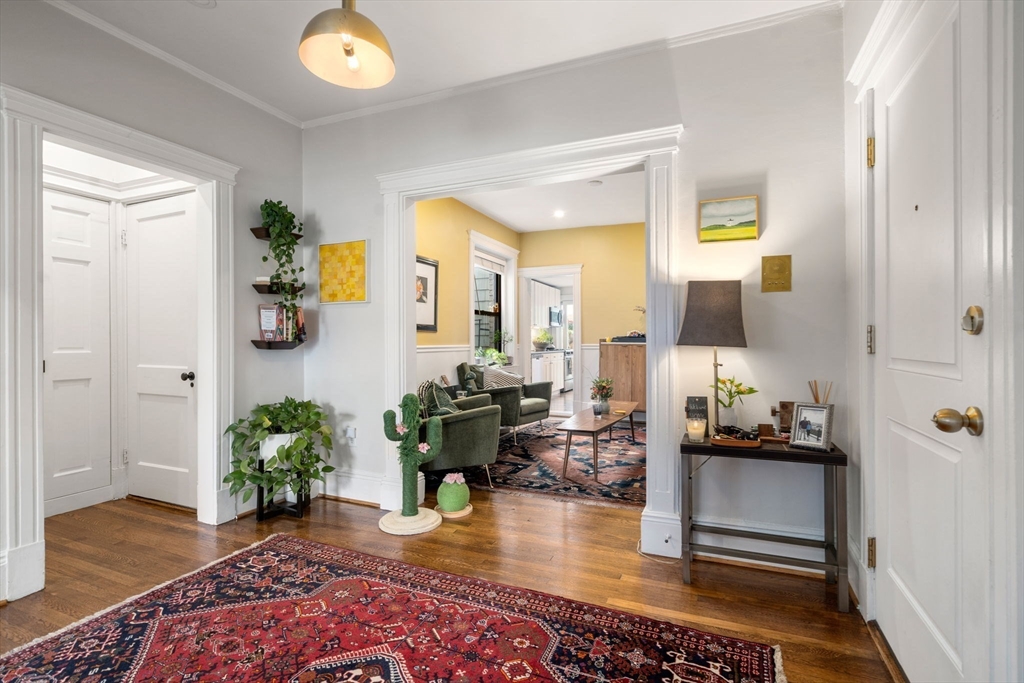 26 Medfield St # 5