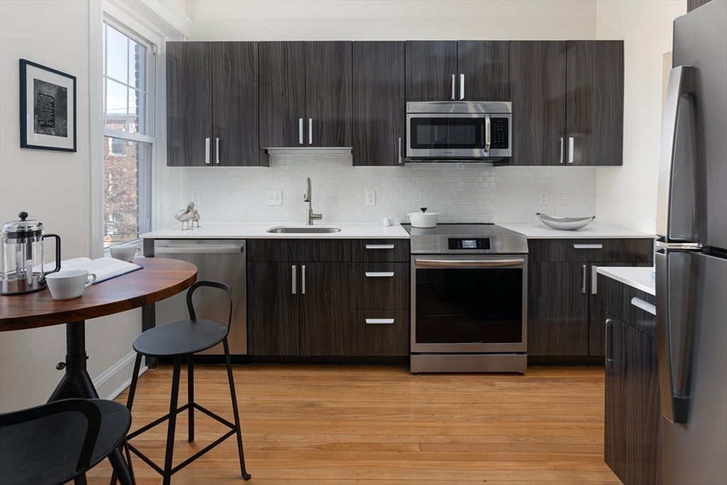 3 Greenway Court # 3