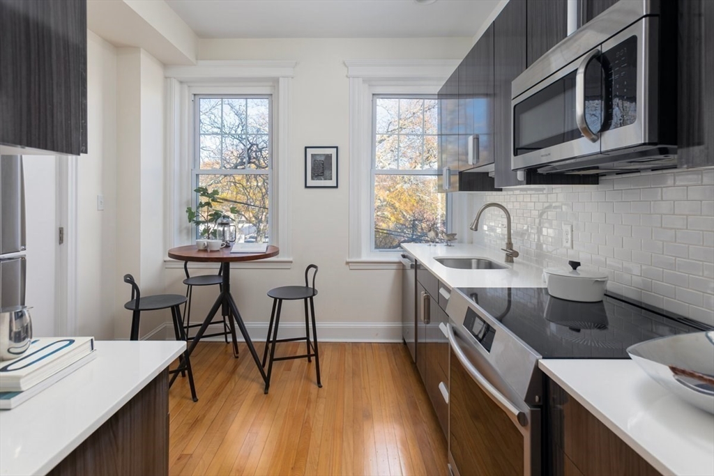 3 Greenway Court # 3